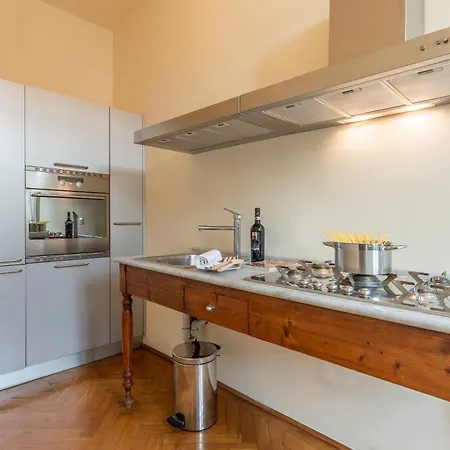 Fossi Five Senses Apartment *