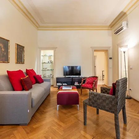 Fossi Five Senses Apartment Florence