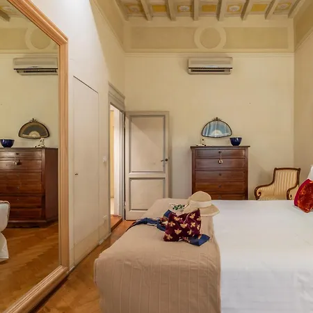 Fossi Five Senses Apartment Florence