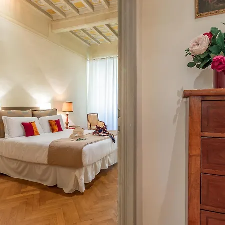 Fossi Five Senses Apartment