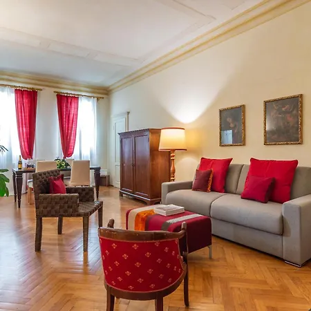 Apartment Fossi Five Senses